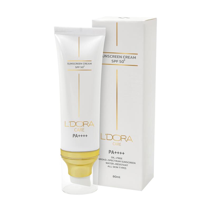 کرم ضدآفتاب +SPF50 بی رنگ مناسب انواع پوست